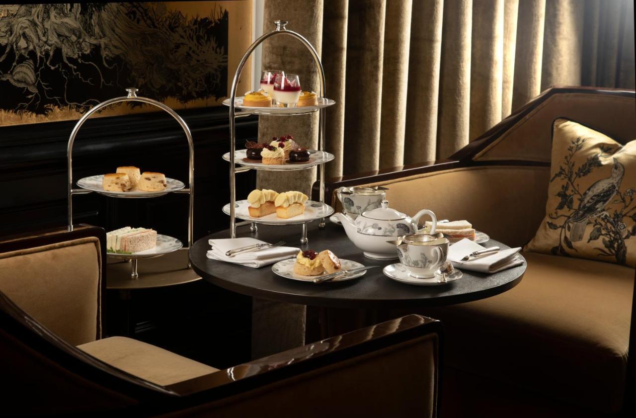 Cameron House On Loch Lomond Alexandria Eksteriør billede Afternoon tea at the Mandarin Oriental, London